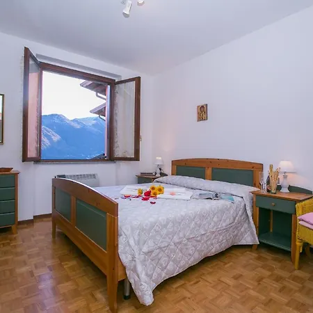 Апартаменты Sleeps 4 Pool